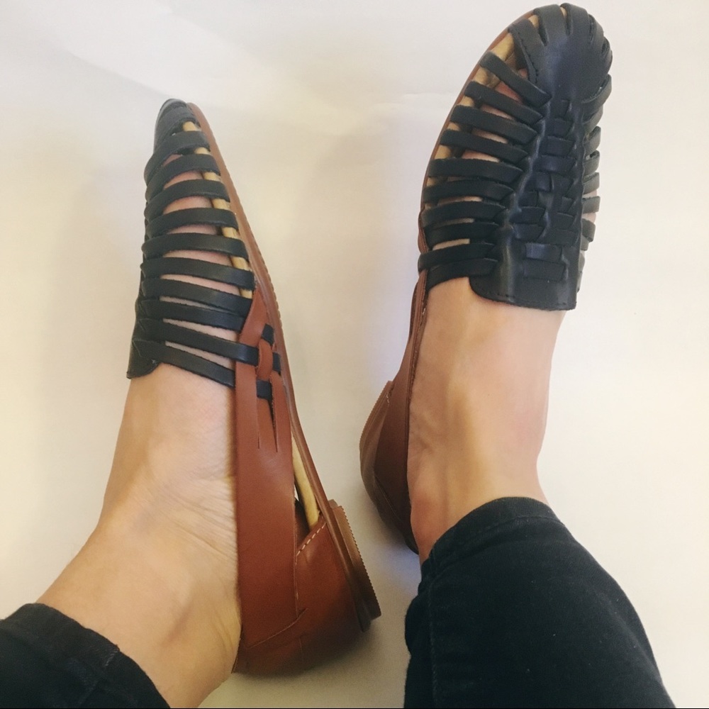 Two toned woven sandal